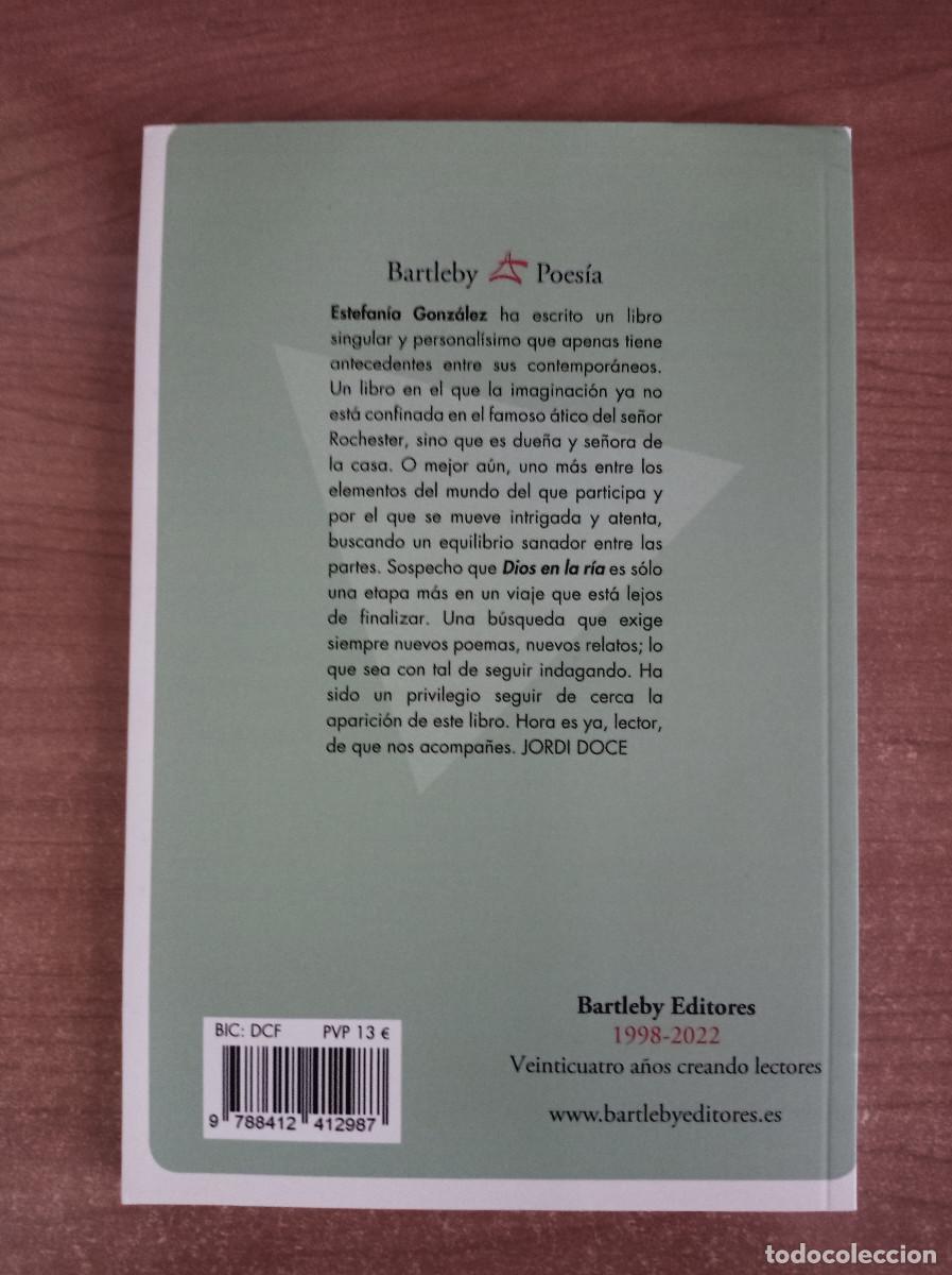 Libros de segunda mano: Dios en la r&iacute;a - Estefan&iacute;a Gonz&aacute;lez, Bartleby, 2022 - Foto 3