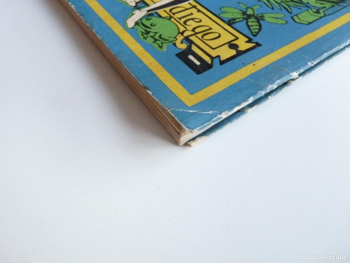 Libros de segunda mano: Versiones Eliseo Diego REF: 2-135 - Foto 2
