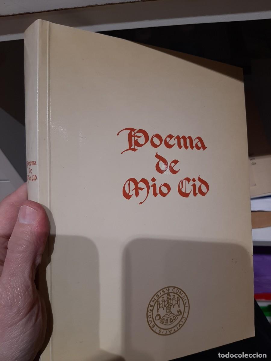 Libros de segunda mano: Poema de M&iacute;o Cid. 3 ed. - Foto 1