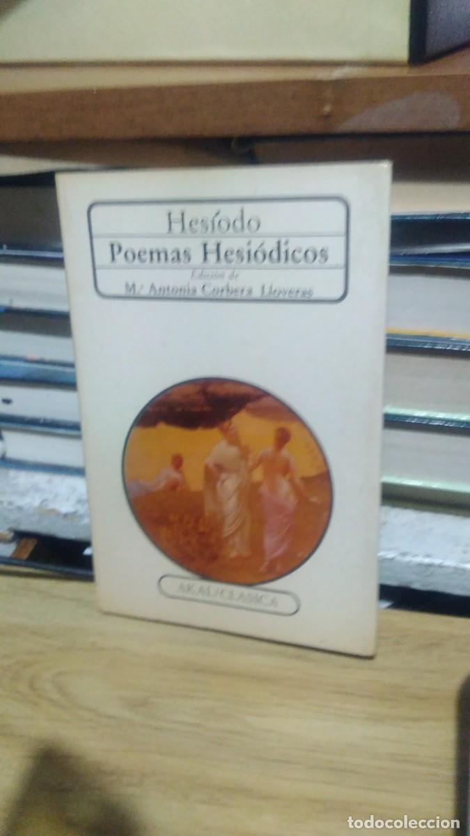 Libros de segunda mano: Poemas hesid&oacute;icos Hes&iacute;odo akal clasica
