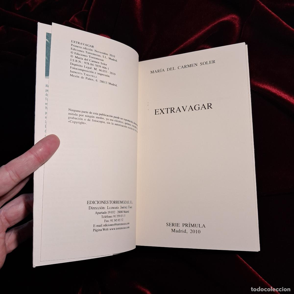 Libros de segunda mano: EXTRAVAGAR. Mar&iacute;a del Carmen Soler. Ed. Torremozas 2010 - Foto 4