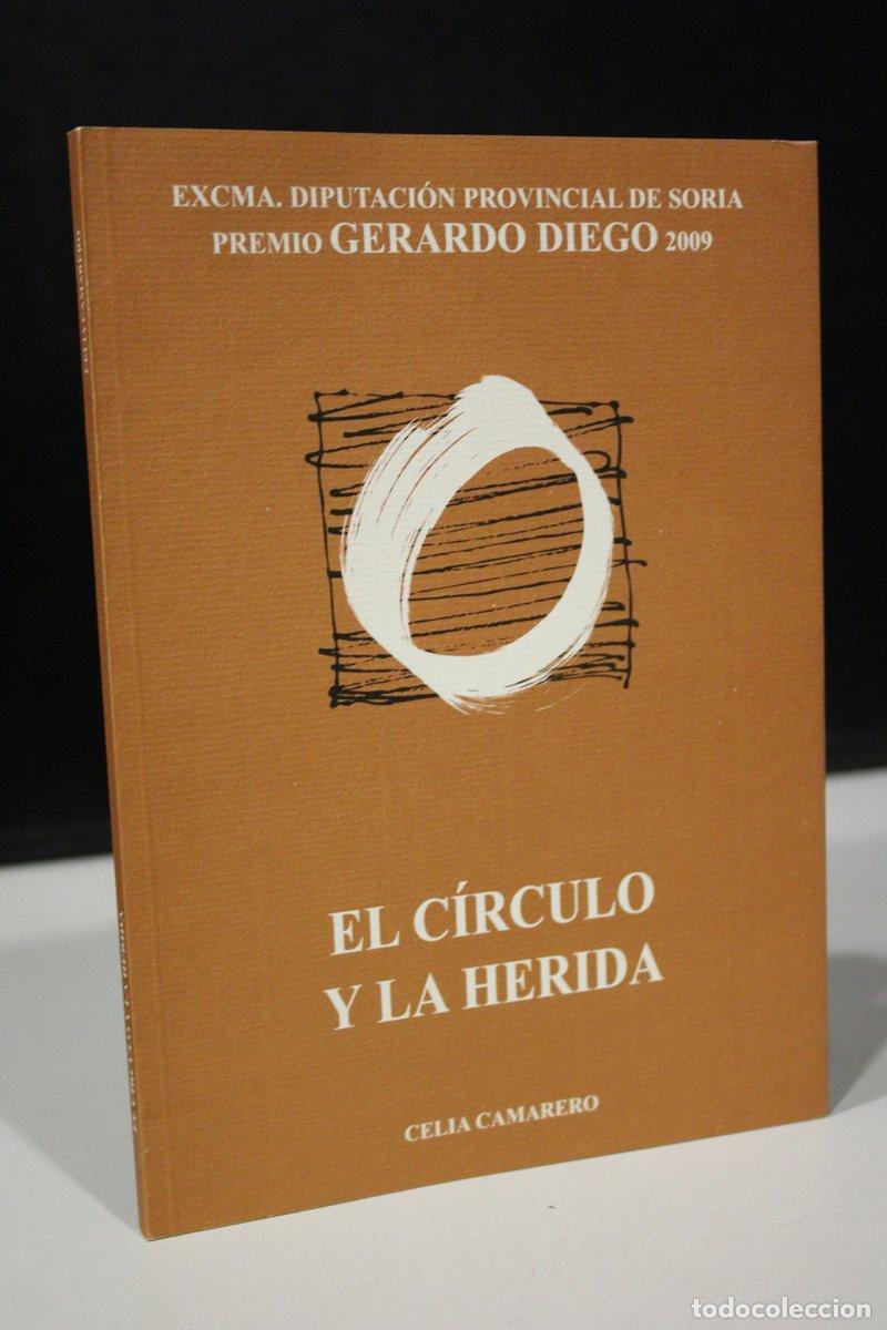 Libros de segunda mano: El c&iacute;rculo y la herida - Camarero, Celia. - Foto 1