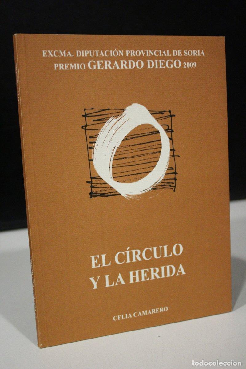 Libros de segunda mano: El c&iacute;rculo y la herida - Camarero, Celia. - Foto 1