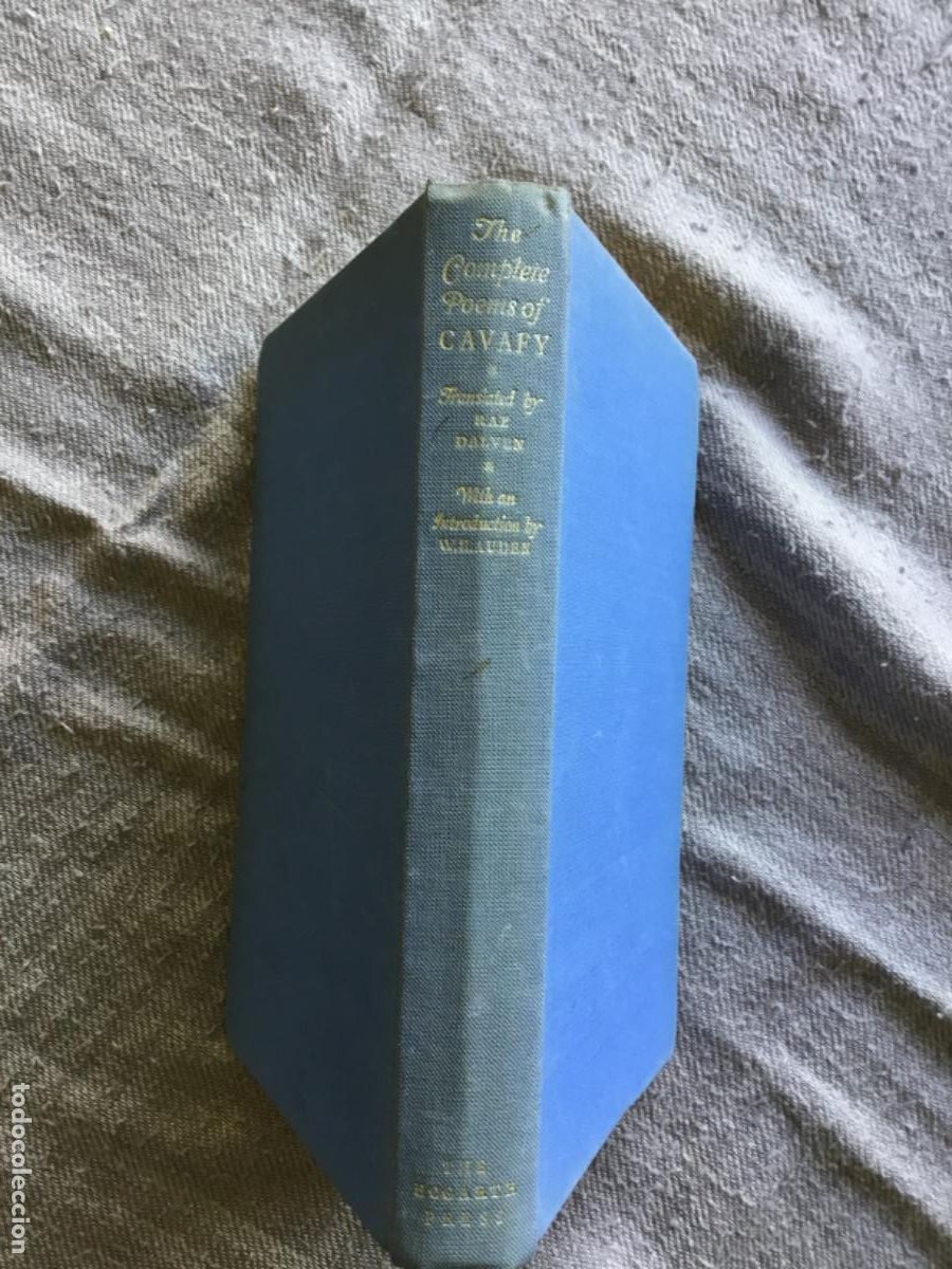 Libros de segunda mano: C. D. CAVAFY // COMPLETE POEMS // 1961 // EN INGLES