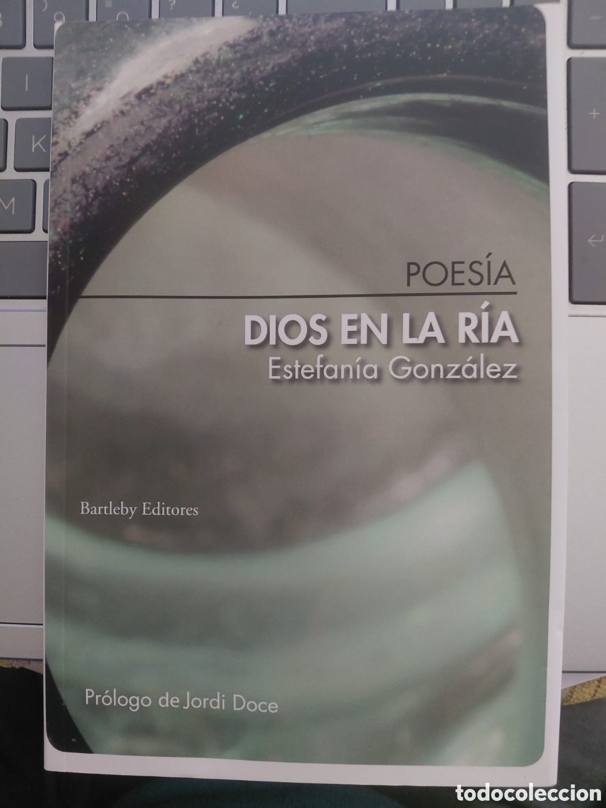 Libros de segunda mano: Dios en la r&iacute;a, Estefan&iacute;a Gonz&aacute;lez