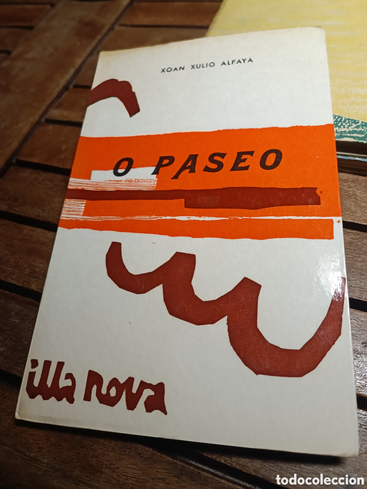 Libros de segunda mano: O PASEO XO&Aacute;N XULIO ALFAYA Galaxia 1970 Colecci&oacute;n Illa Nova Primera edici&oacute;n Adela P&eacute;rez Pi&ntilde;&oacute;