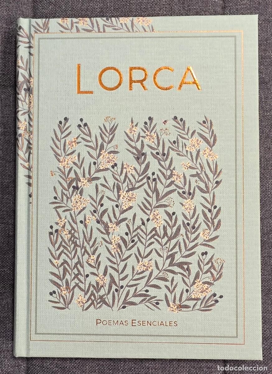 Libros de segunda mano: LORCA . POEMAS ESENCIALES. Selecci&oacute;n de Luis Garcia Montero. Editorial Salvat S.L., 2022