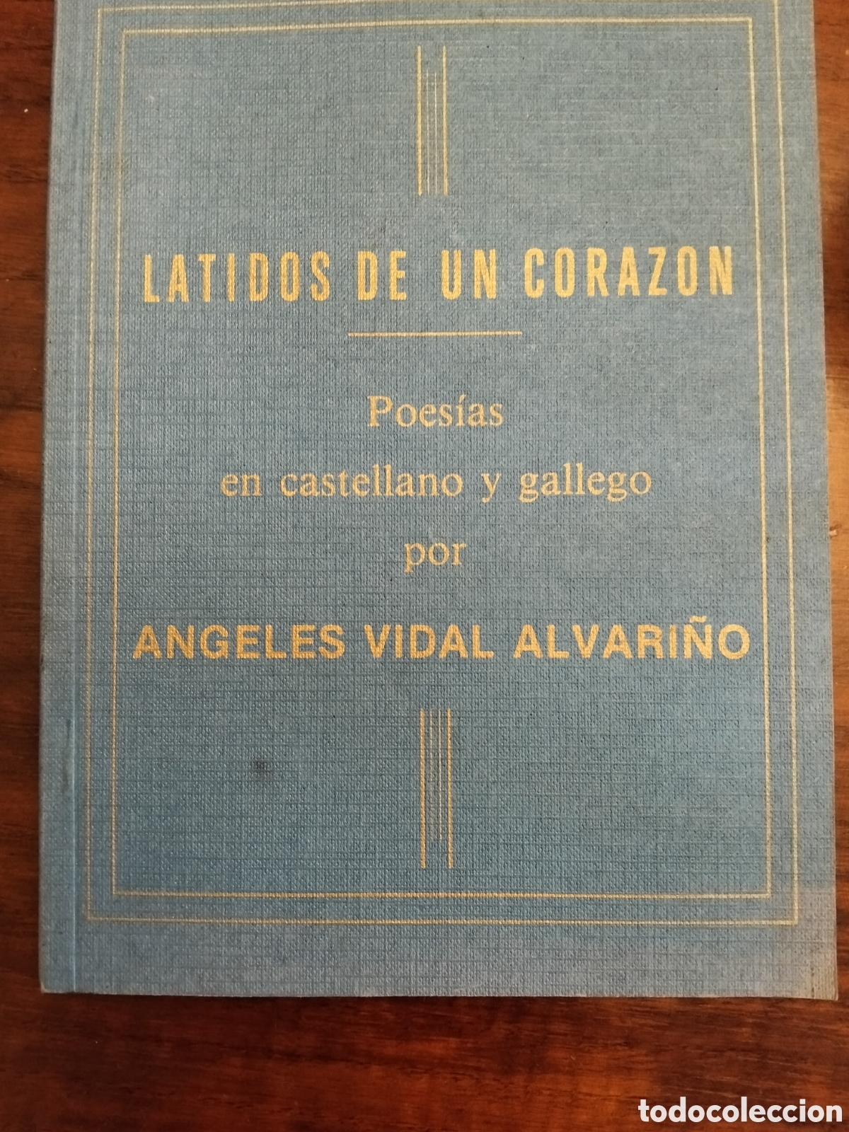 Libros de segunda mano: LATIDOS EN UN CORAZ&Oacute;N. ANGELES VIDAL ALVARI&Ntilde;O
