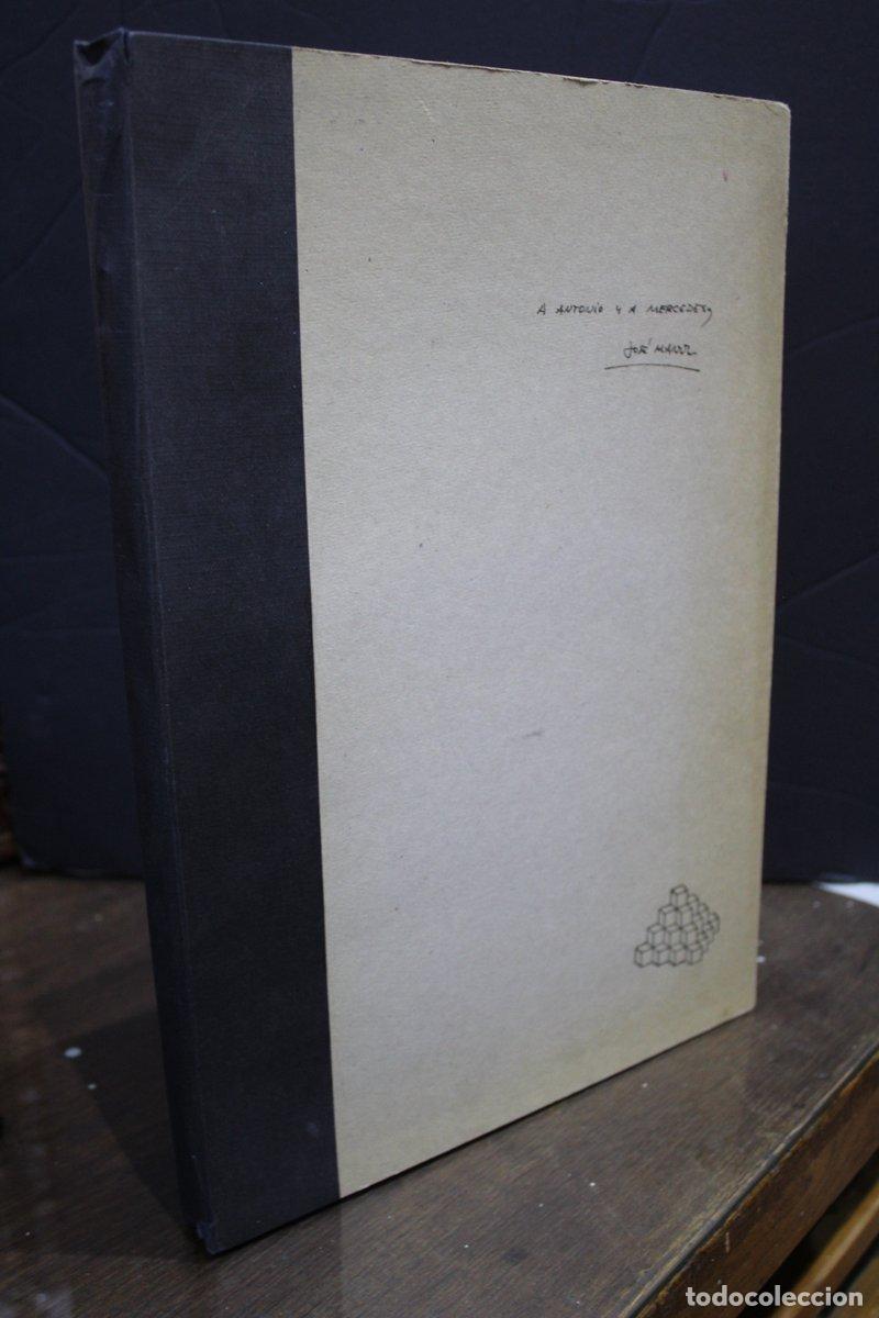 Second hand books: Pir&aacute;mide de poemas.- 44 cubos, completo.- Libro - objeto de la celebraci&oacute;n en M&eacute;rida de la Feria del