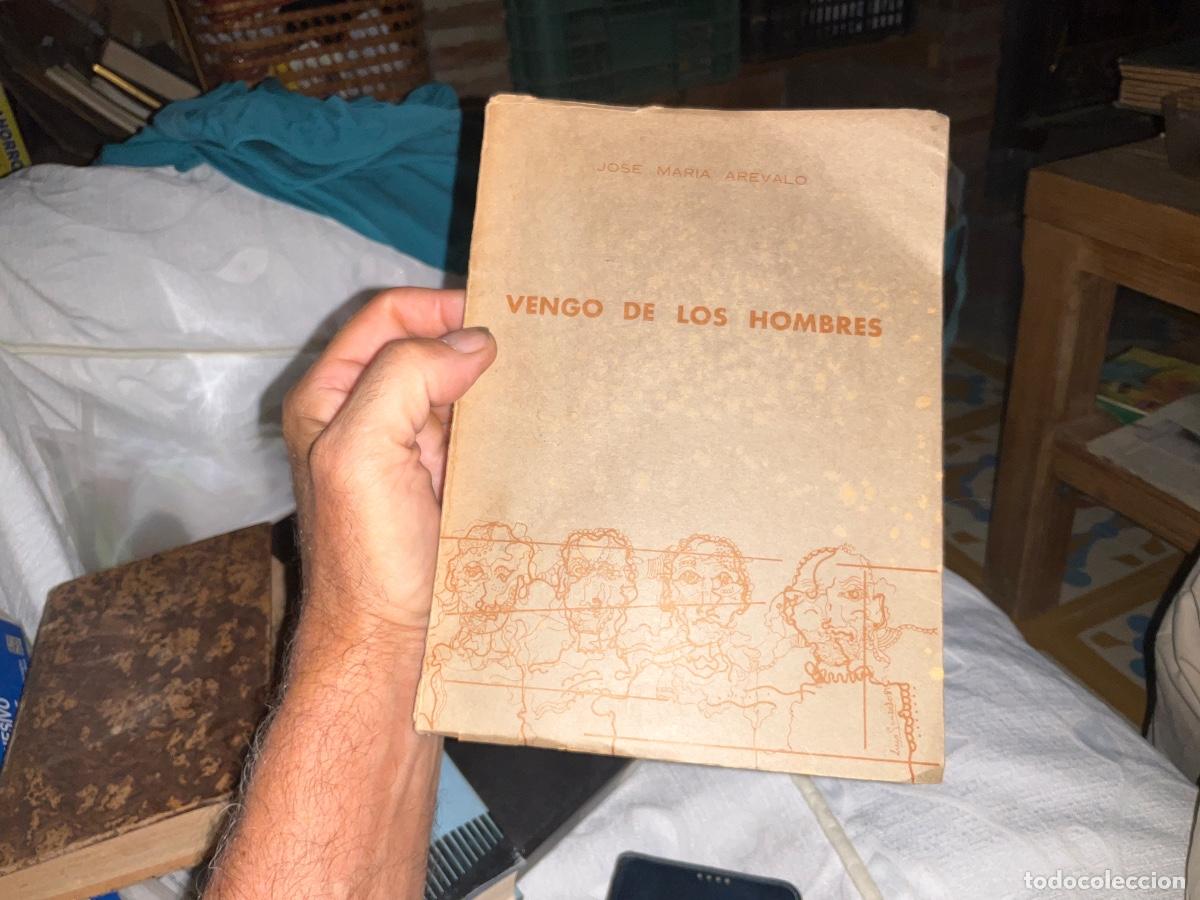 Libros de segunda mano: Poesia. Vengo de los Hombres, Jose Maria Arevalo, Cadiz, 1981 Caleta cadiz