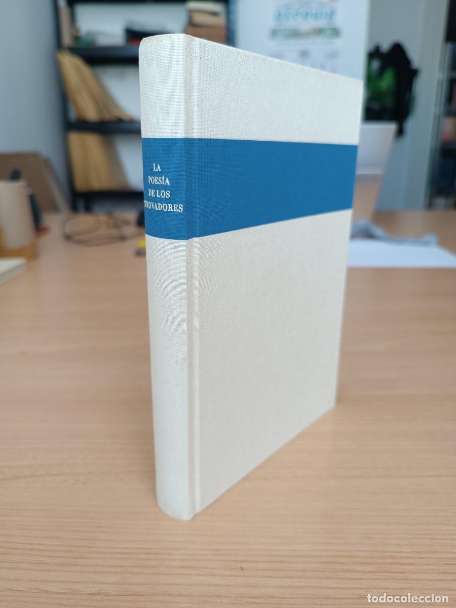 Libros de segunda mano: La poes&iacute;a de los trovadores - Mart&iacute;n e Isabel de Riquer (eds.). Espasa