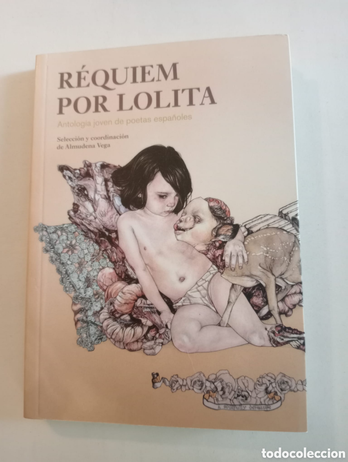 Libros de segunda mano: R&eacute;quiem por Lolita. Edici&oacute;n al cuidado de Almudena Vega. Antolog&iacute;a joven de poetas espa&ntilde;oles
