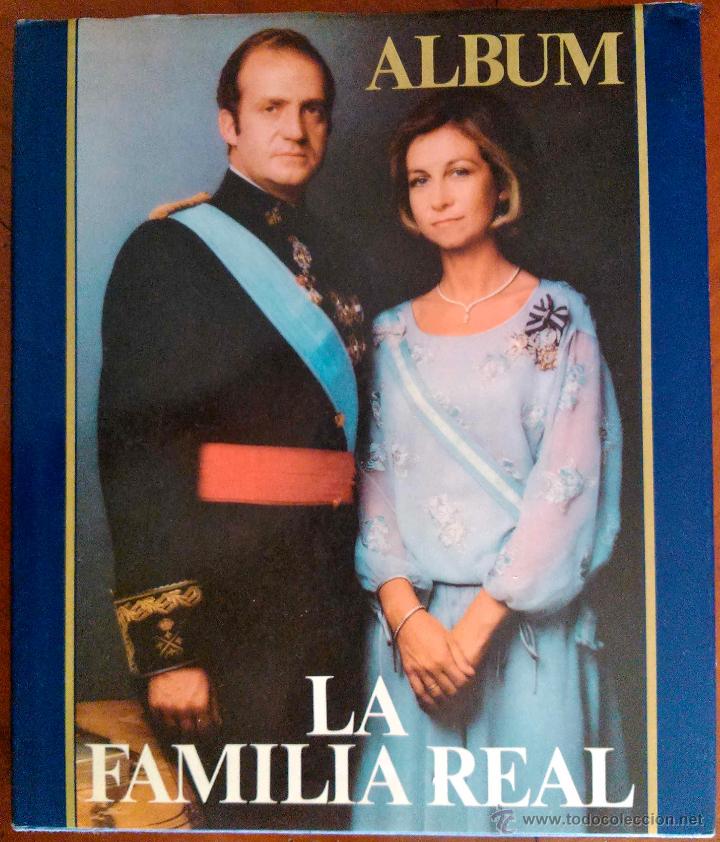 Libros de segunda mano: &Aacute;LBUM DE LA FAMILIA REAL ESPA&Ntilde;OLA. TEXTOS ANTONIO FONT&Aacute;N - LIBRO PUNTO EDITORIAL, MADRID 1981