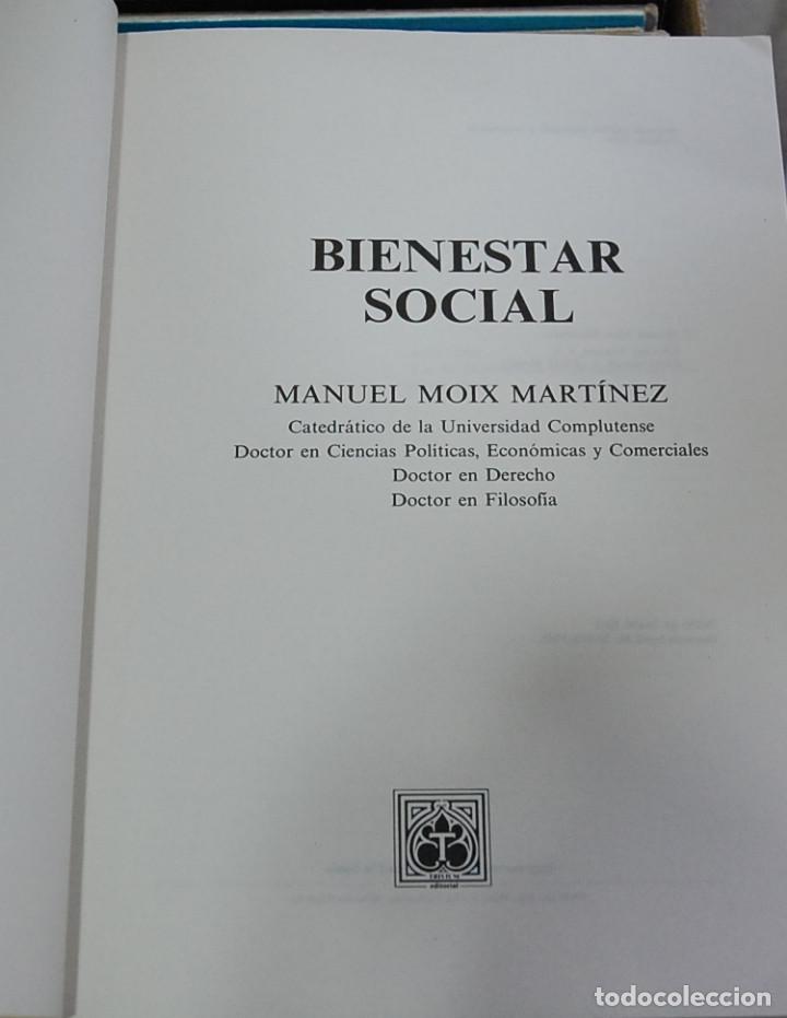 Libros de segunda mano: Bienestar social. Manuel Moix Martinez - Foto 2