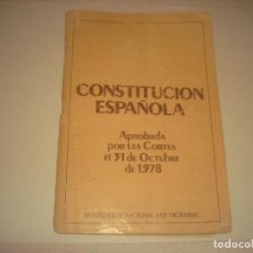 Libros de segunda mano: LA CONSTITUCION ESPAÑOLA . APROBADA EN 1978 . REFERENDUM 6 DICIEMBRE. CASTELLANO / CATALAN. Lote 257549305