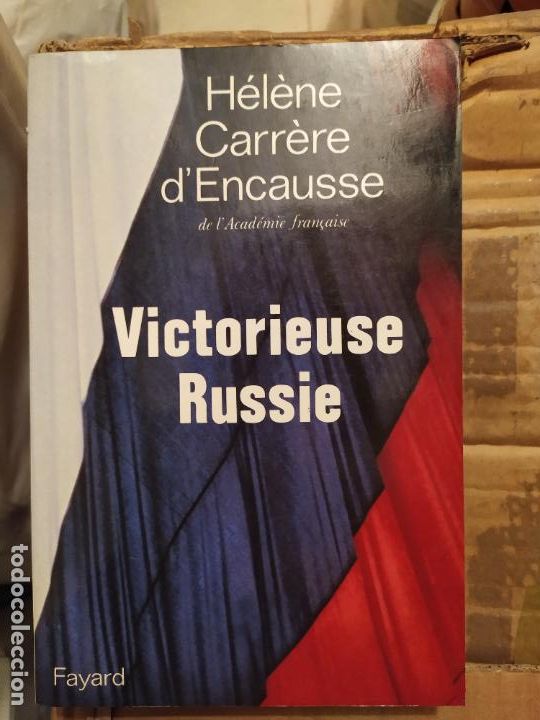 Libri di seconda mano: Victorieuse Russie (Fran&ccedil;ais) H&eacute;l&egrave;ne Carr&egrave;re d'Encausse