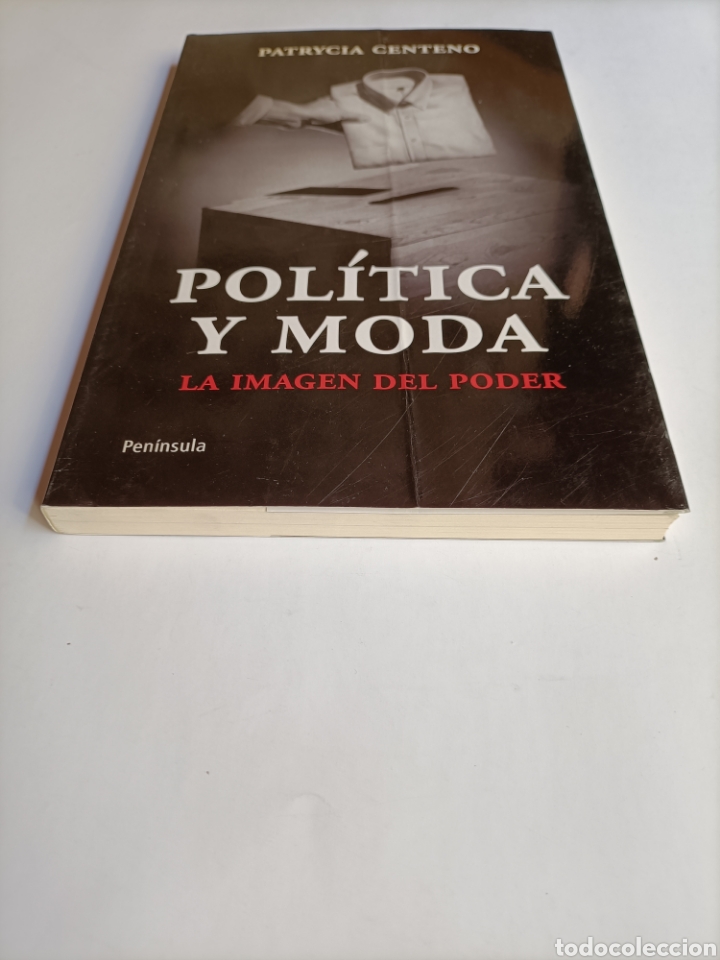 Libros de segunda mano: Politicaymoda. La imagen del poder Patrycia centeno - Foto 5
