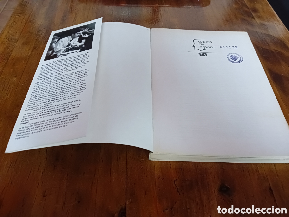 Libros de segunda mano: La rosa y el capullo. - Foto 2