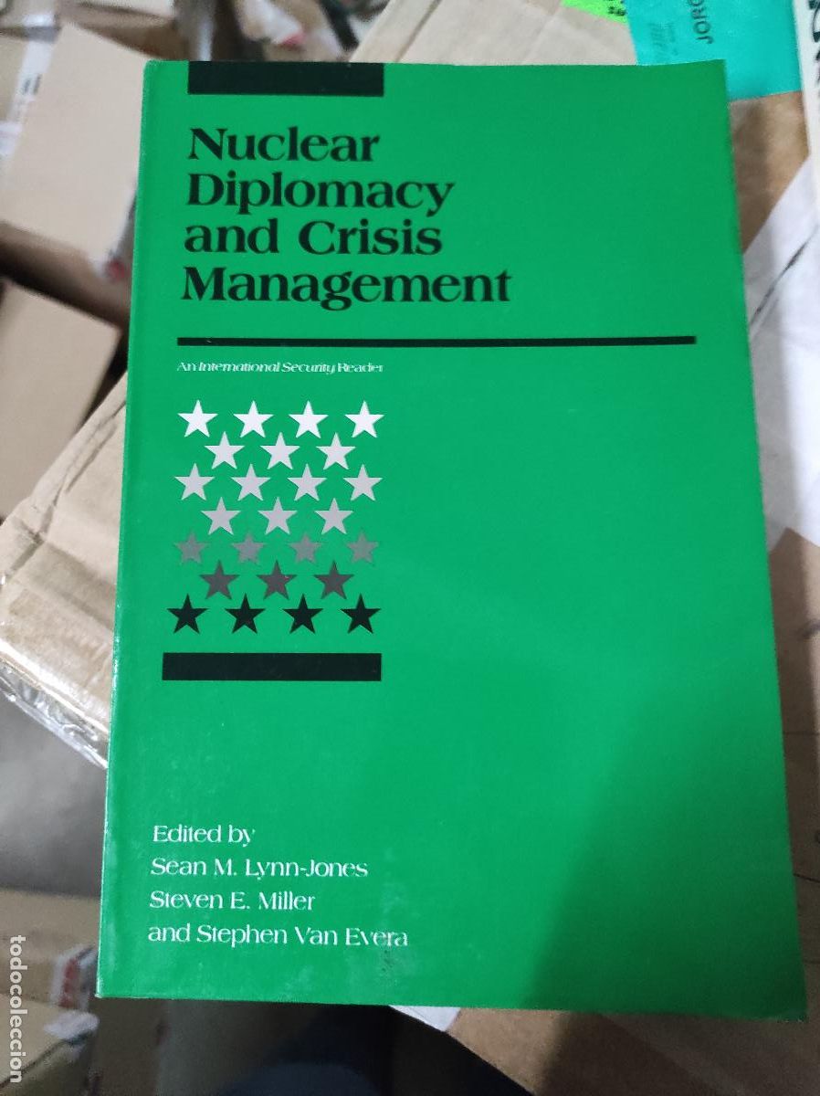 Libros de segunda mano: Nuclear Diplomacy and Crisis Management (International Security Readers) Lynn-Jones, Sean M.; Miller