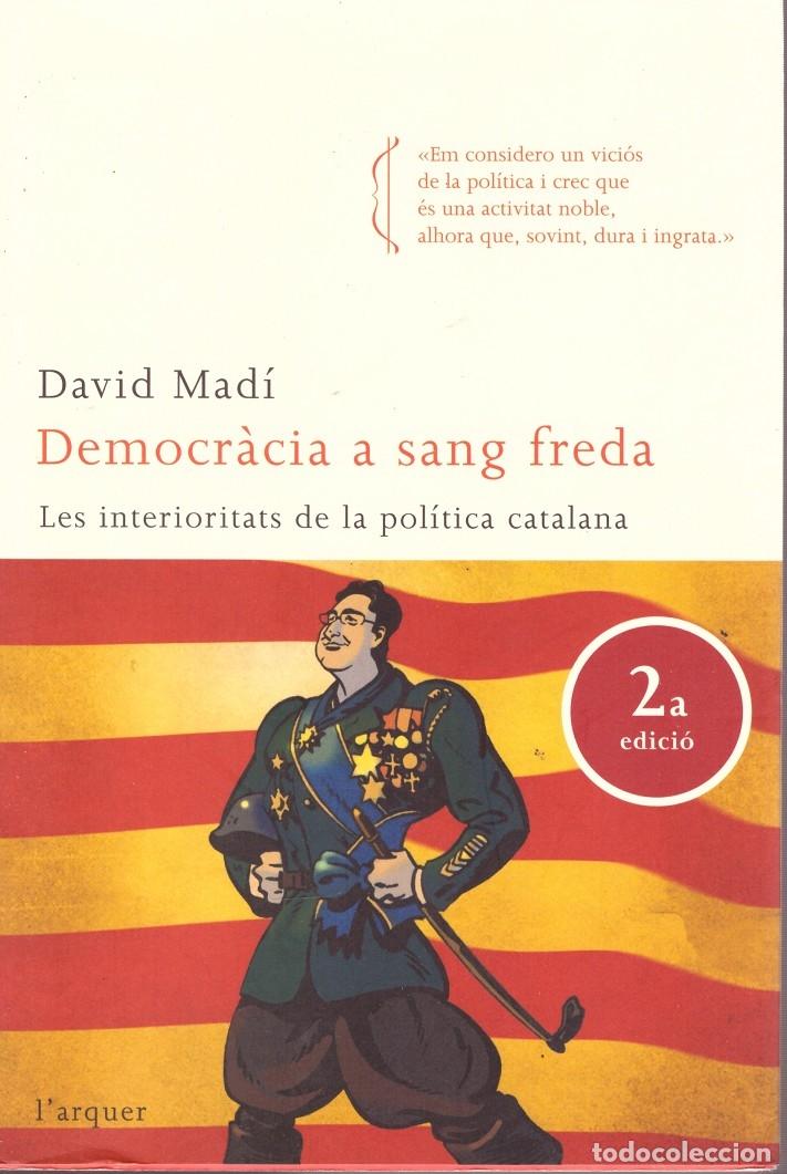 Libros de segunda mano: DEMOCRACIA A SANG FREDA - Foto 1