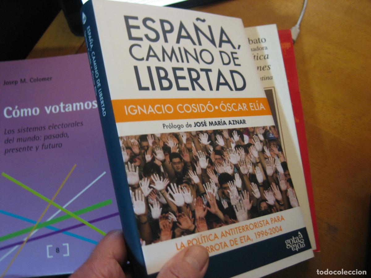 Libros de segunda mano: Espa&ntilde;a camino de libertad - IGNACIO COSIDO, OSCAR ELIA NUEVO!!