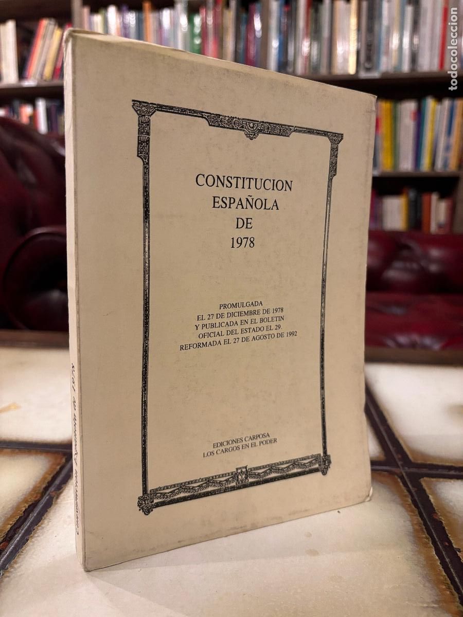 Libros de segunda mano: Constituci&oacute;n espa&ntilde;ola de 1978. Ediciones Carposa.