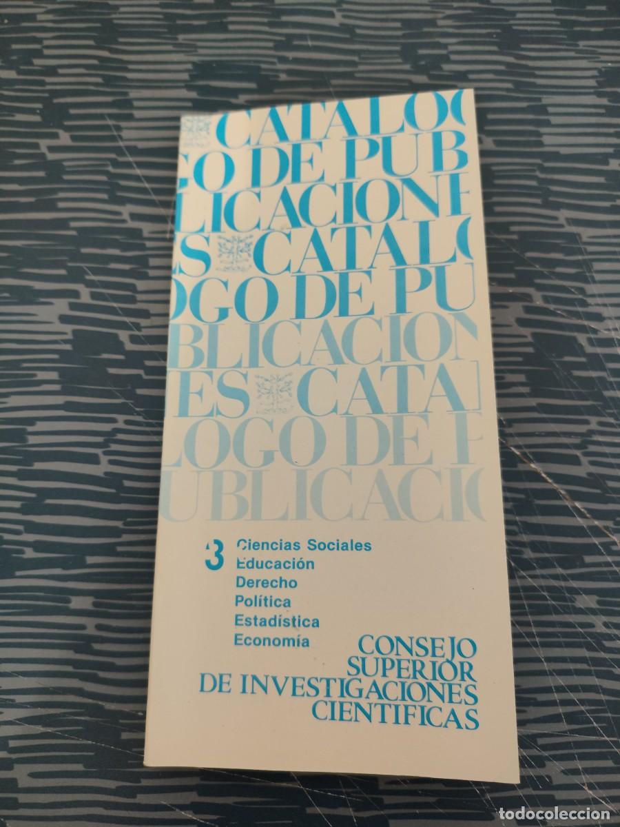 Libros de segunda mano: CIENCIAS SOCIALES 3, POL&Iacute;TICA, ECONOM&Iacute;A,DERECHO,ETC,102 P&Aacute;GINAS.