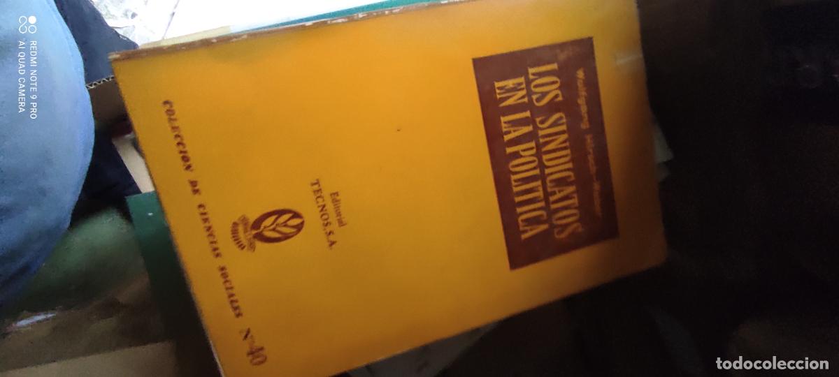 Libros de segunda mano: LOS SINDICATOS EN LA POL&Iacute;TICA. HIRSCH-WEBER, Wolfgang. Tecnos. 1964.