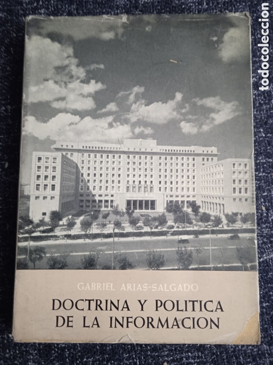Libros de segunda mano: Doctrina y pol&iacute;tica de la informaci&oacute;n. Volumen II / Gabriel Arias Salgado
