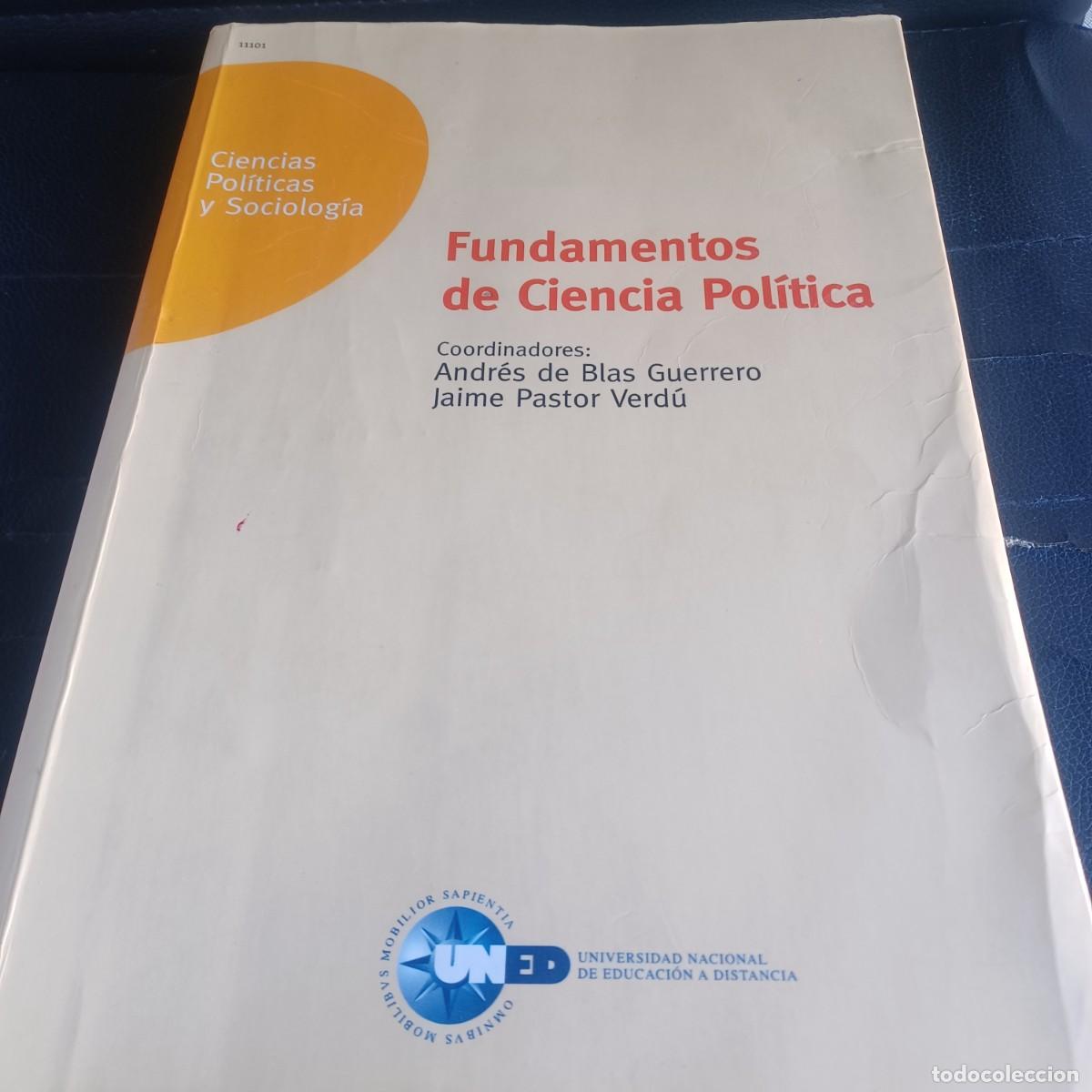 Libros de segunda mano: Fundamentos de Ciencia Pol&iacute;tica. de Blas Guerreo y Pastor Verd&uacute;