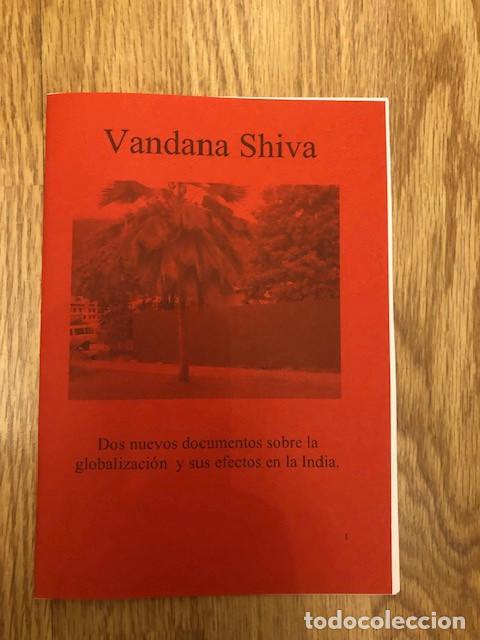 Libros de segunda mano: SHIVA, VANDANA - Dos nuevos documentos sobre la globalizaci&oacute;n y sus efectos en la India (Libelo)
