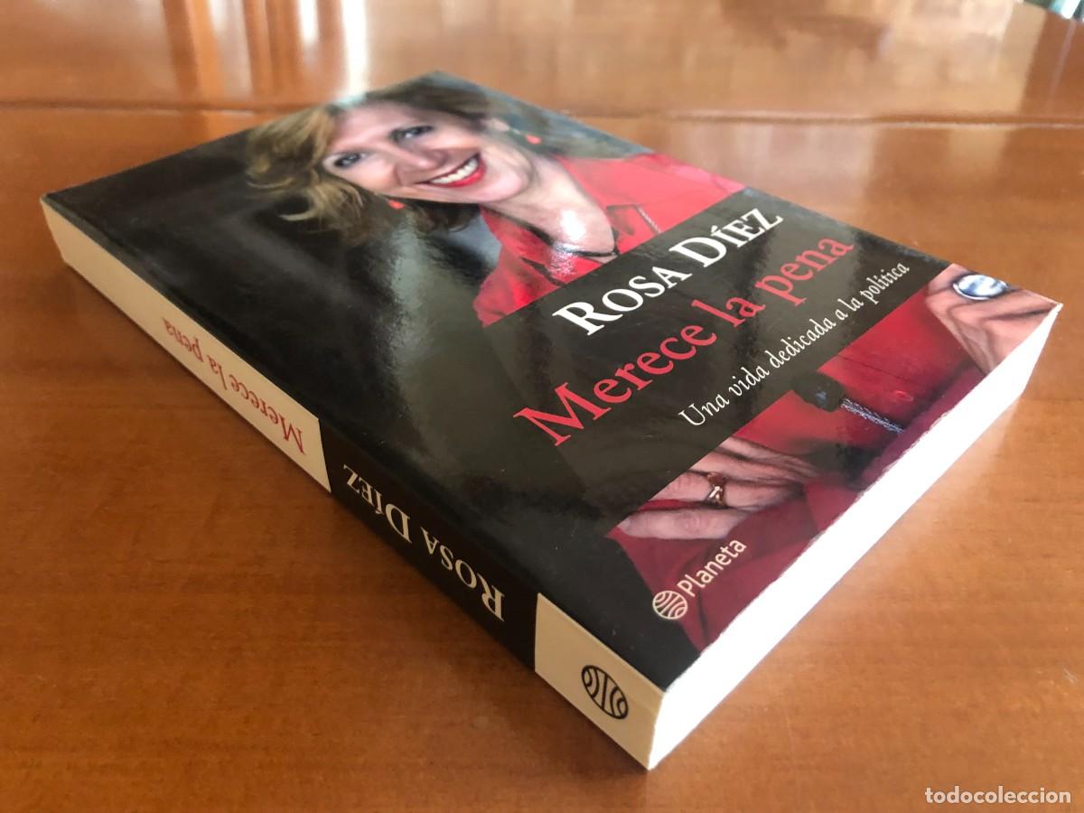Libros de segunda mano: Rosa D&iacute;ez. Merece la pena - Foto 2