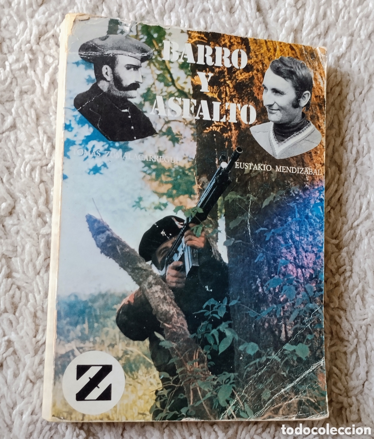 Libros de segunda mano: Libro &rdquo;Barro y asfalto&rdquo; - Xabier Zumalde (Coleccionismo)