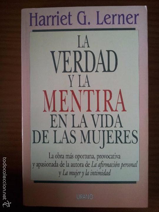 Second hand books: La verdad y la mentira en la vida de las mujeres