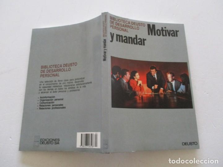 Libros de segunda mano: Motivar y mandar. RMT85393. - Foto 1
