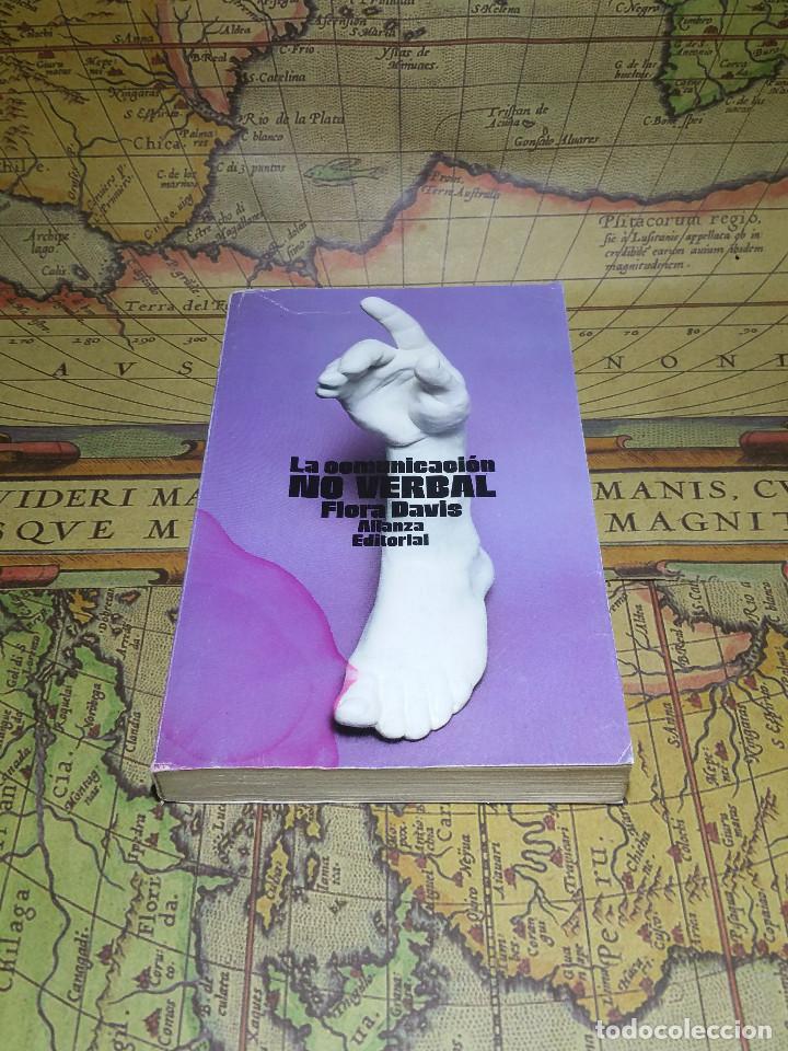 Libros de segunda mano: LA COMUNICACI&Oacute;N NO VERBAL. FLORA DAVIS - Foto 1