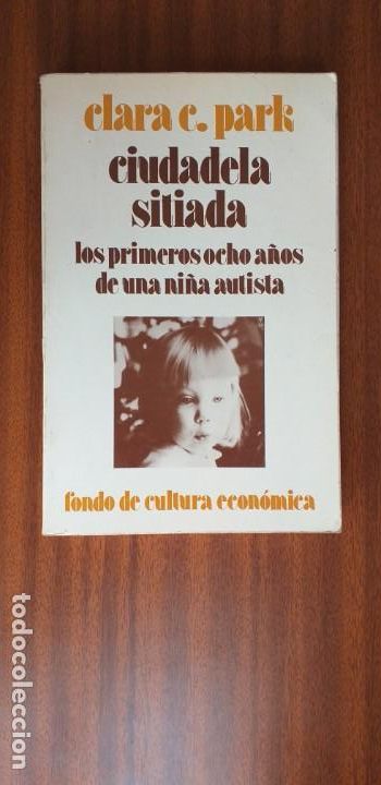 Libros de segunda mano: Ciudadela sitiada --- Clara C. Park - Foto 1