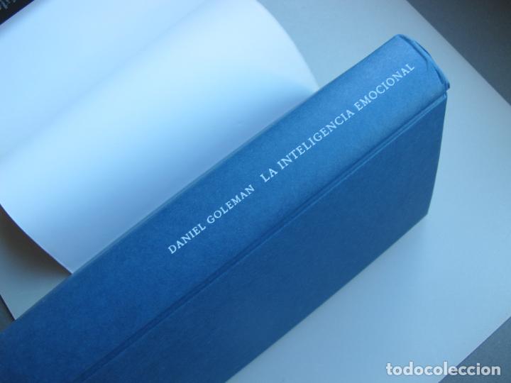 Libros de segunda mano: INTELIGENCIA EMOCIONAL.- DANIEL GOLEMAN.- C&Iacute;RCULO DE LECTORES. 1995 - Foto 3