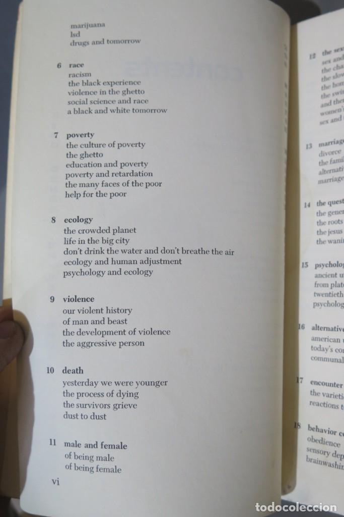 Libros de segunda mano: Being human. The psychological experience - Foto 6