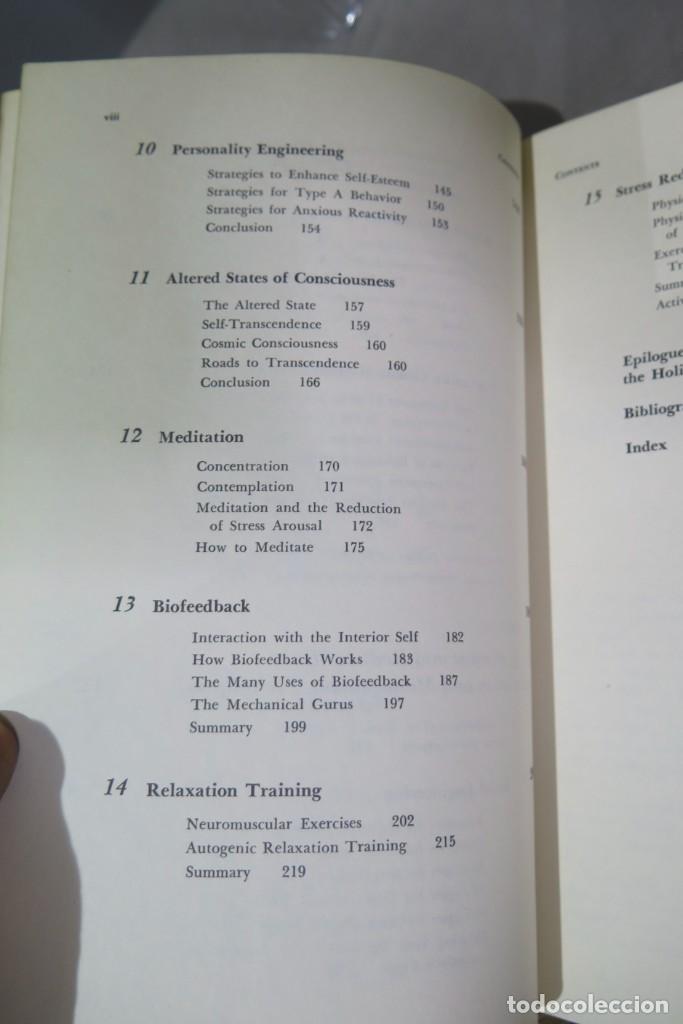 Libros de segunda mano: Controlling Stress and Tension. A Holistic Approach - Foto 5