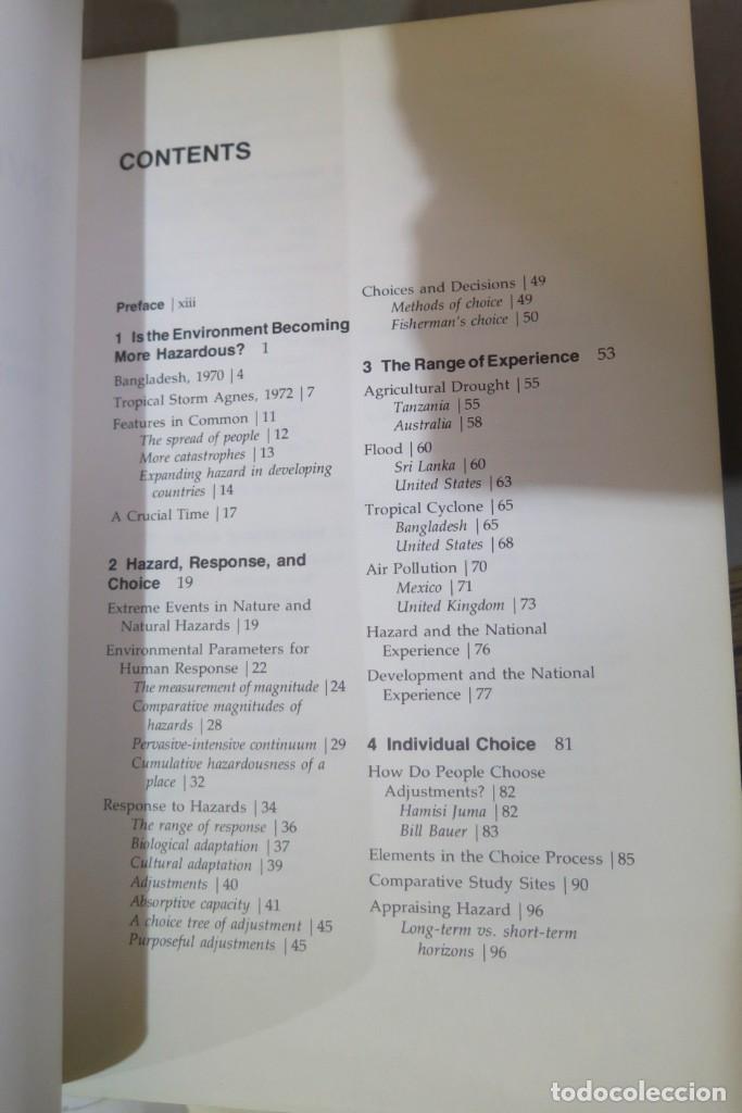 Libros de segunda mano: The Environment as Hazard - Foto 2