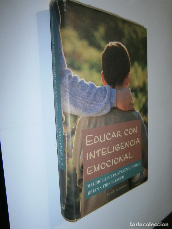 Libros de segunda mano: EDUCAR CON INTELIGENCIA EMOCIONAL - Foto 1