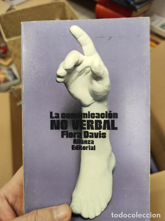 Libros de segunda mano: LA COMUNICACION NO VERBAL - FLORA DAVIS - Foto 1