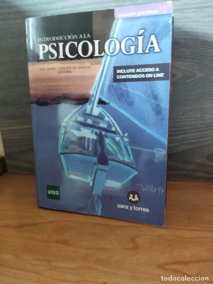 Libri di seconda mano: Introducci&oacute;n a la psic&oacute;logia