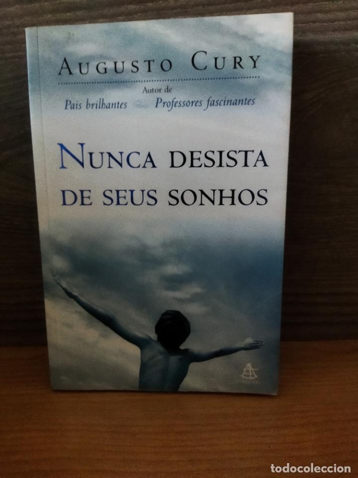 Second hand books: Nunca desista de seus sonhos