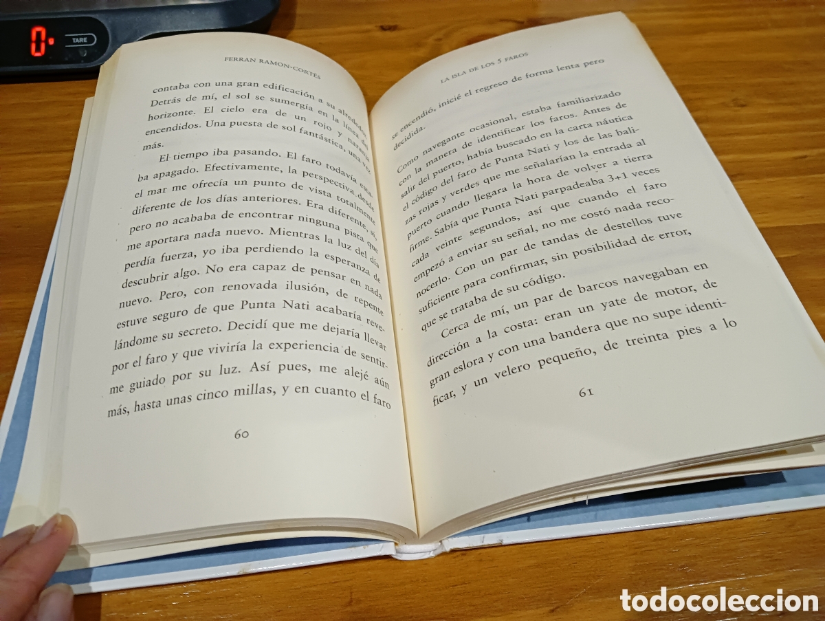 Libros de segunda mano: La isla de los 5 faros. - Foto 4