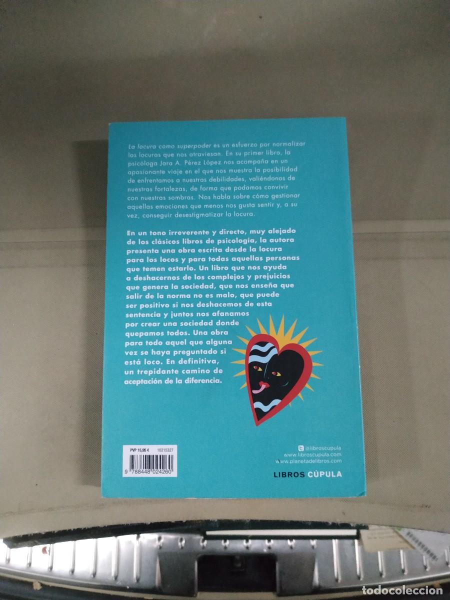 Libros de segunda mano: La locura como superpoder - Jara A. P&eacute;rez L&oacute;pez. Libros C&uacute;pula - Foto 2