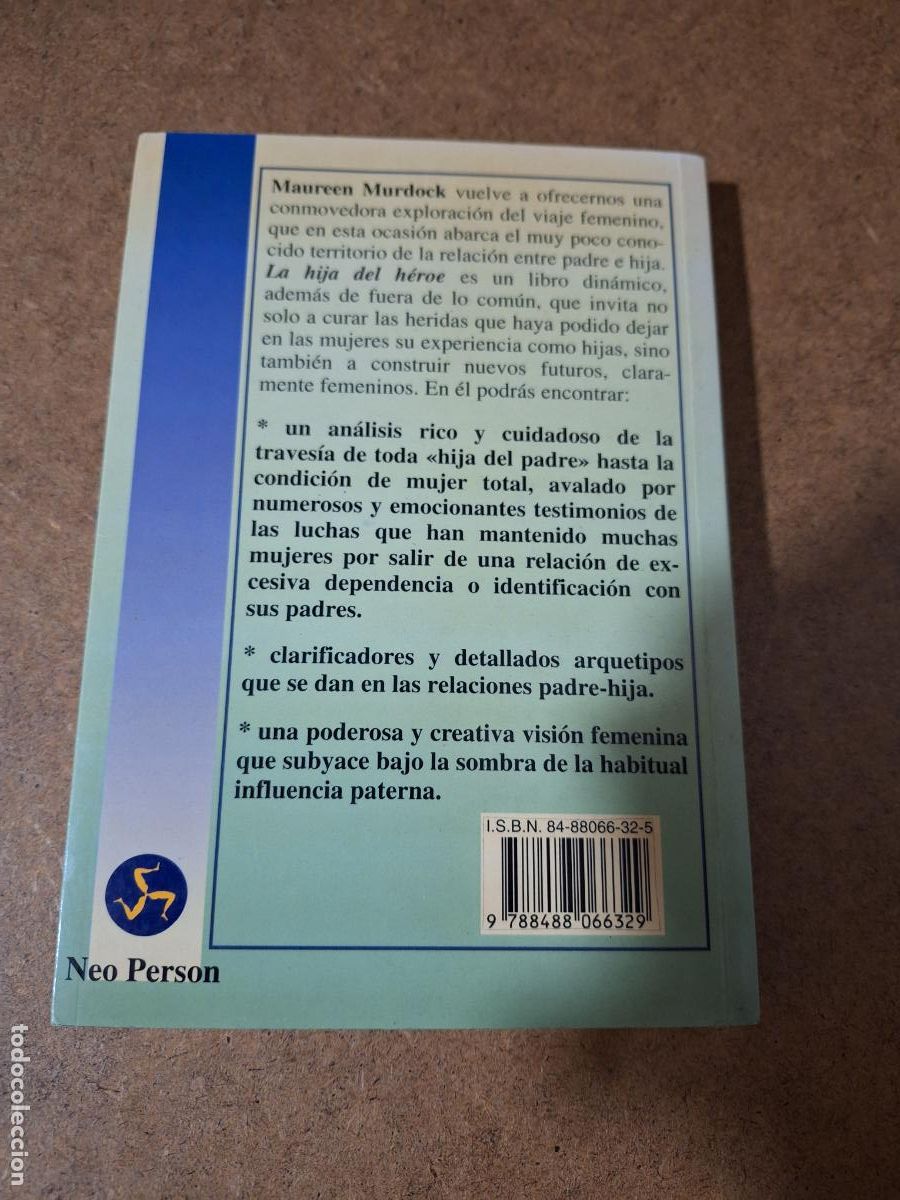 Libros de segunda mano: La huella del h&eacute;roe - Maureen Murdock - Foto 2