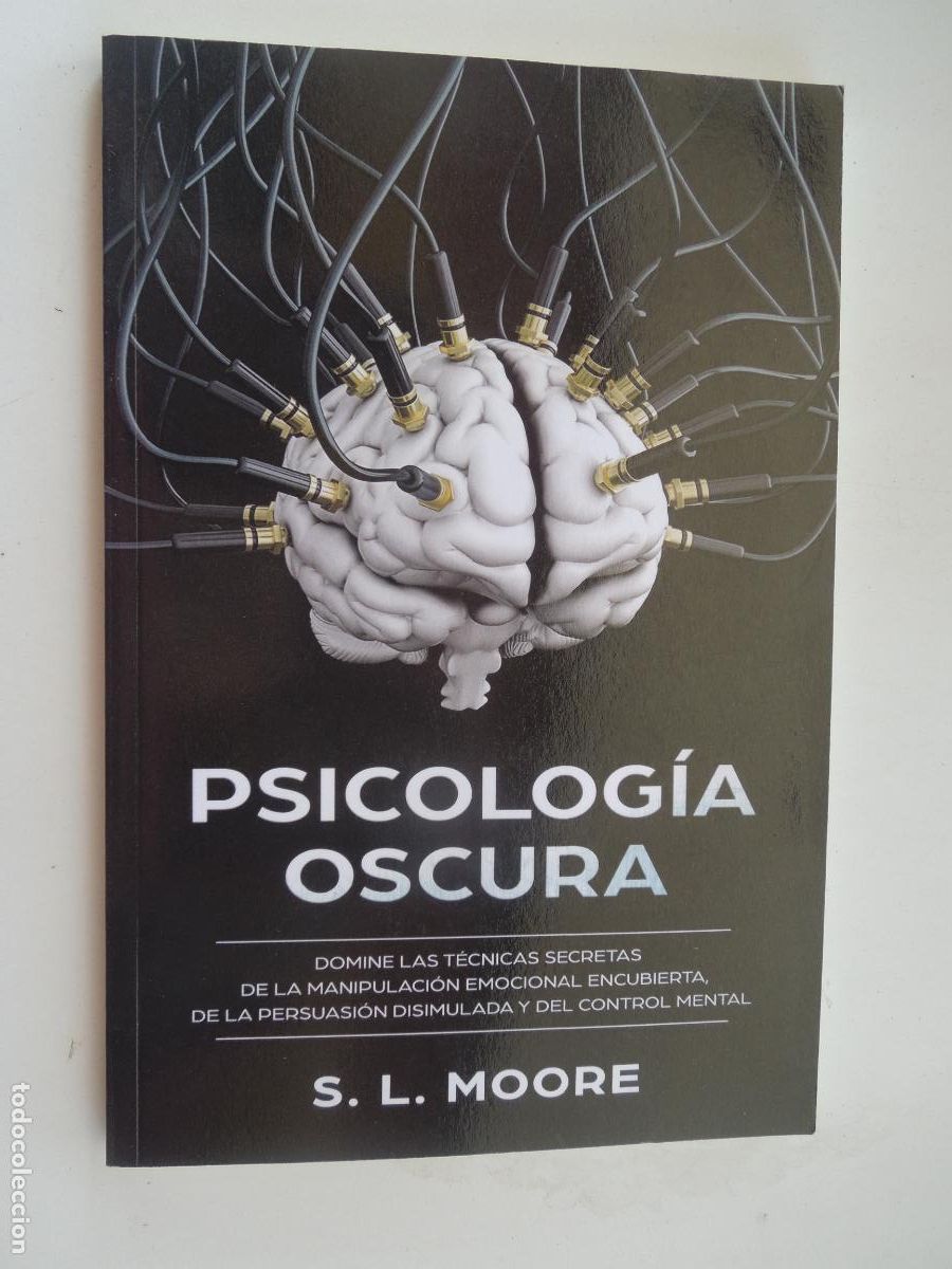 Libros de segunda mano: PSICOLOGIA OSCURA - S. L. MOORE - 2018