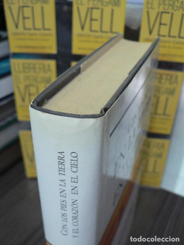 Libros de segunda mano: Con los Pies en la Tierra y el Corazon en el Cielo - David Lifar - Javier Vergara Editor - Millenium